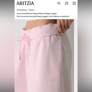 Pink Aritzia Cozy Fleece boyfriend fit sweatpants in size small